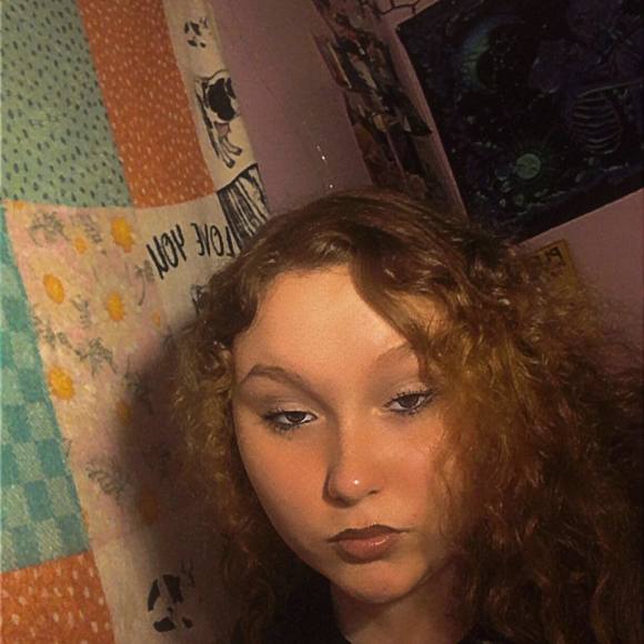 Meet your Posher, Keylee - Picture 1 of 1
